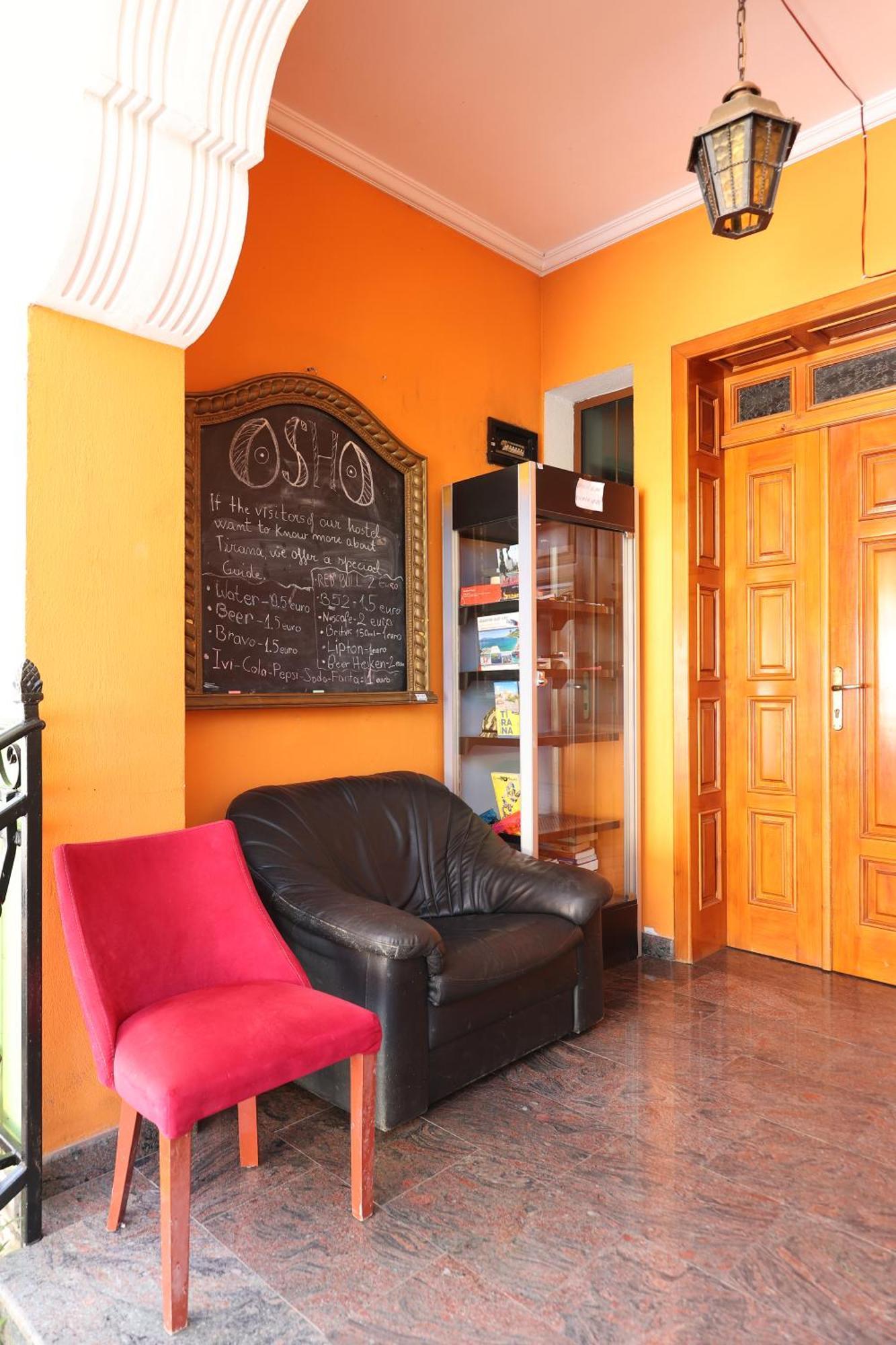 Hostel Osho Tirana Exterior foto